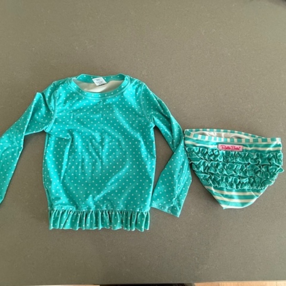 Girl Size 5 RuffleButts Aqua Polka Dot Long Sleeve Rash Guard 2-Piece Swimsuit